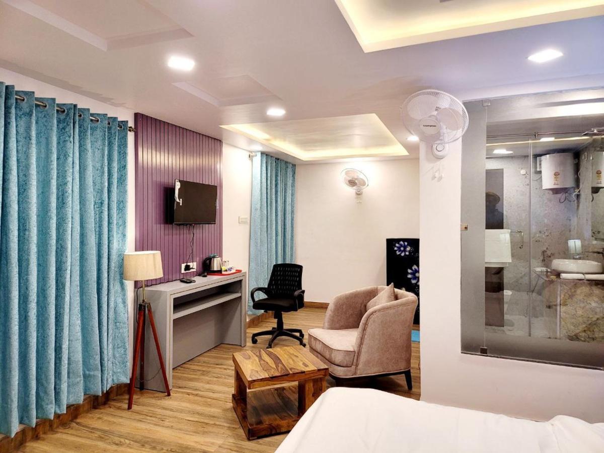 Solitude, The Boutique Hotel Haldwāni Екстериор снимка