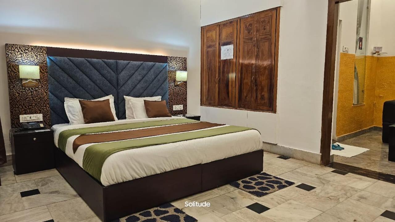 Solitude, The Boutique Hotel Haldwāni Екстериор снимка